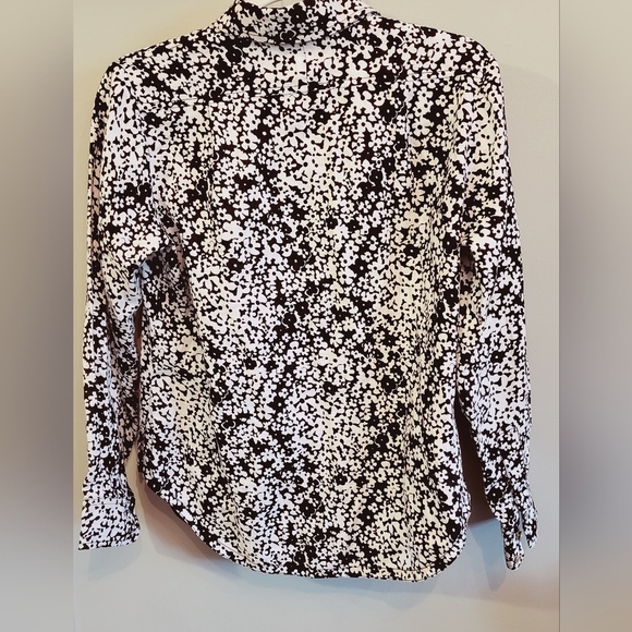 NWOT Liz Claiborne Button Down Blouse - Picture 9 of 9